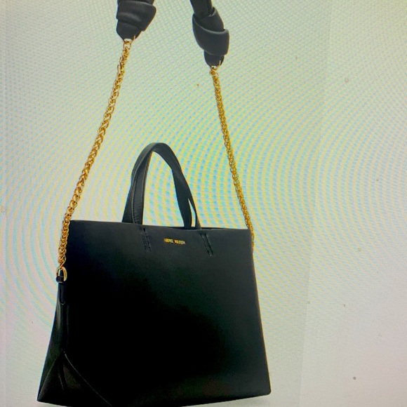 NWT gleaming chain trim with a pillowy knotted shoulder strap classy elegant - Picture 14 of 16